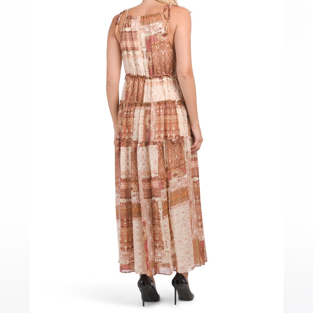 TAYLOR Printed Maxi Halter Dress - Picture 4 of 12